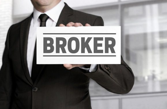 apa itu broker